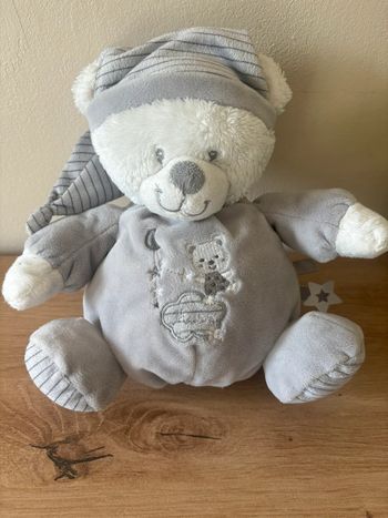 Doudou ours boule gris rayé moon étoile  max sax