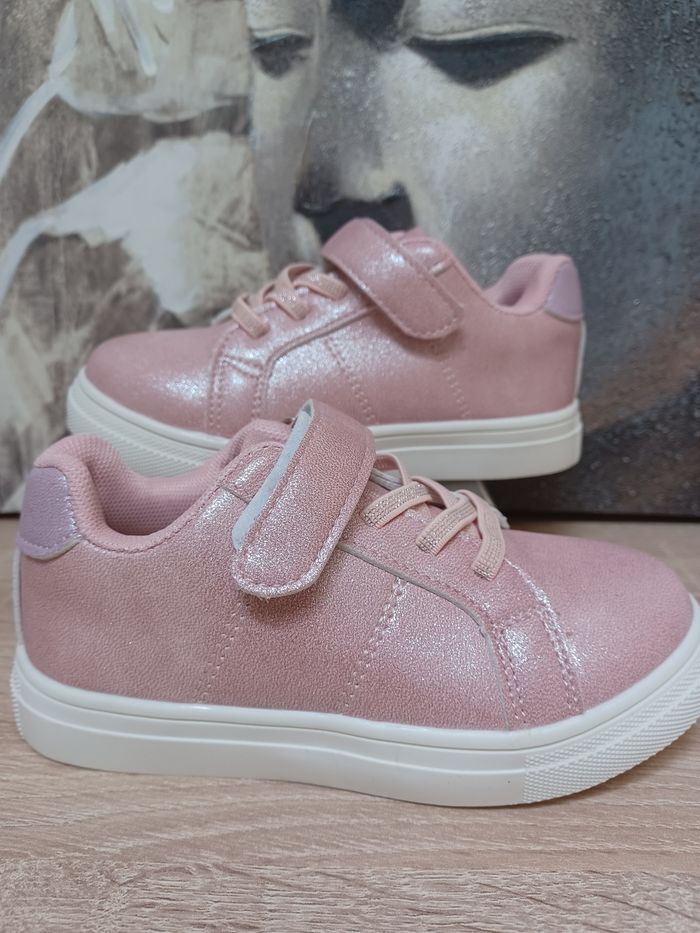 Chaussures fille T 26