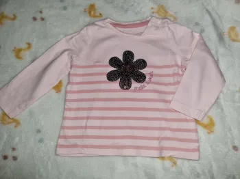 Tee-shirt manches longues taille 6 mois