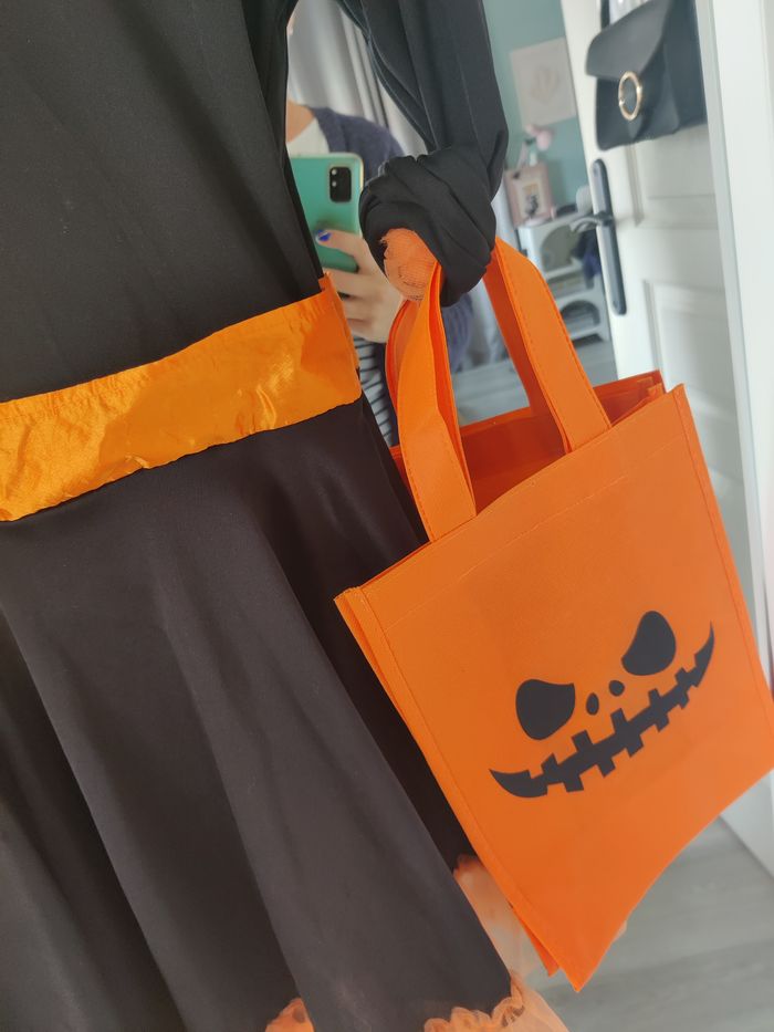 Déguisement robe sorcière et accessoires Halloween Taille 7-10 ans - photo numéro 2