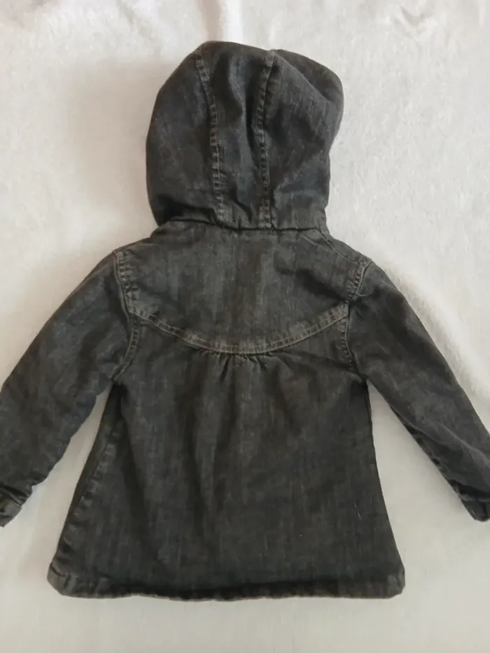 Joli manteau légèrement cintré 3 ans - photo numéro 6