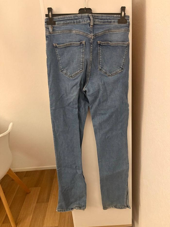 jeans fente - photo numéro 3