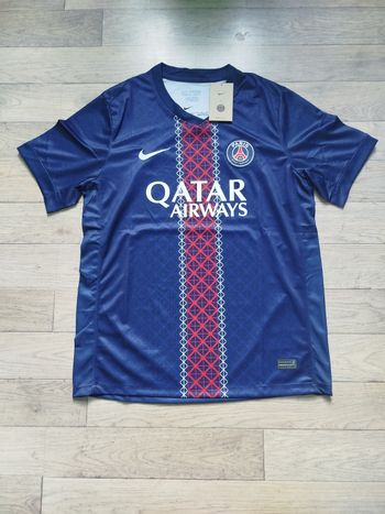 Maillot PSG domicile 25 26 taille L 
