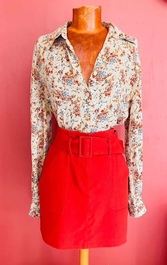 Magnifique chemise beige à fleurs - photo numéro 2