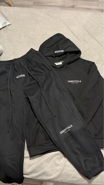 Ensemble Essentials noir