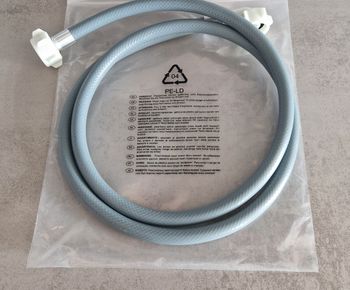 Tuyau d'alimentation en eau - NEUF