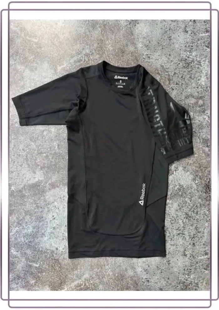 Tshirt compression noir sport homme Reebok taille S Maglietta sportiva uomo Sport-T-Shirt Herren Men - photo numéro 2