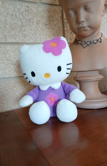 Doudou Hello-Kitty *18 cm 