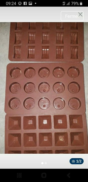 3 moules différents en silicone pour petits chocolats 12 x 18
