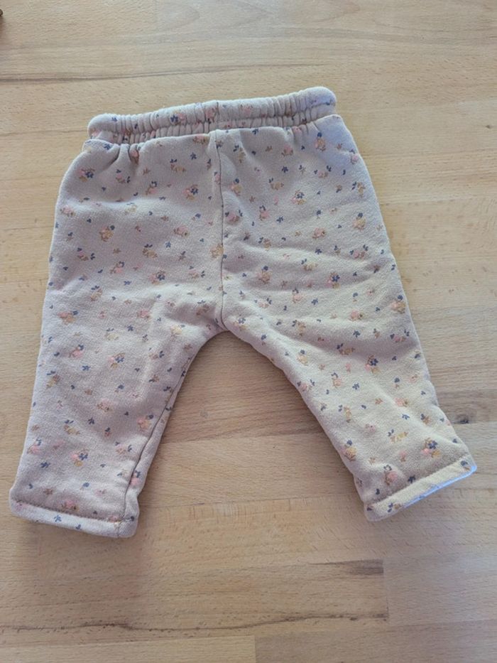 Pantalon velours Kiabi Neuf sans étiquette 3 mois - photo numéro 5