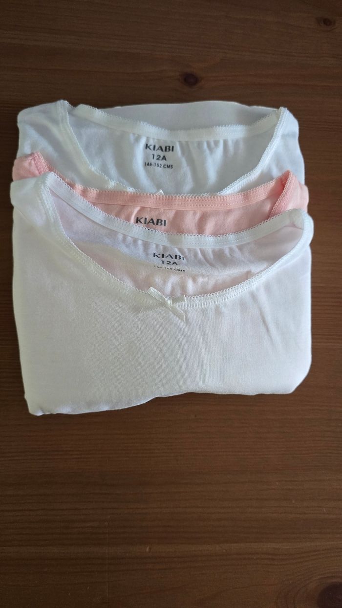 Neufs (non portés) 🩷🥰🤩 maillots de corps mc 12 ans fille 🤩🥰🩷 - photo numéro 2