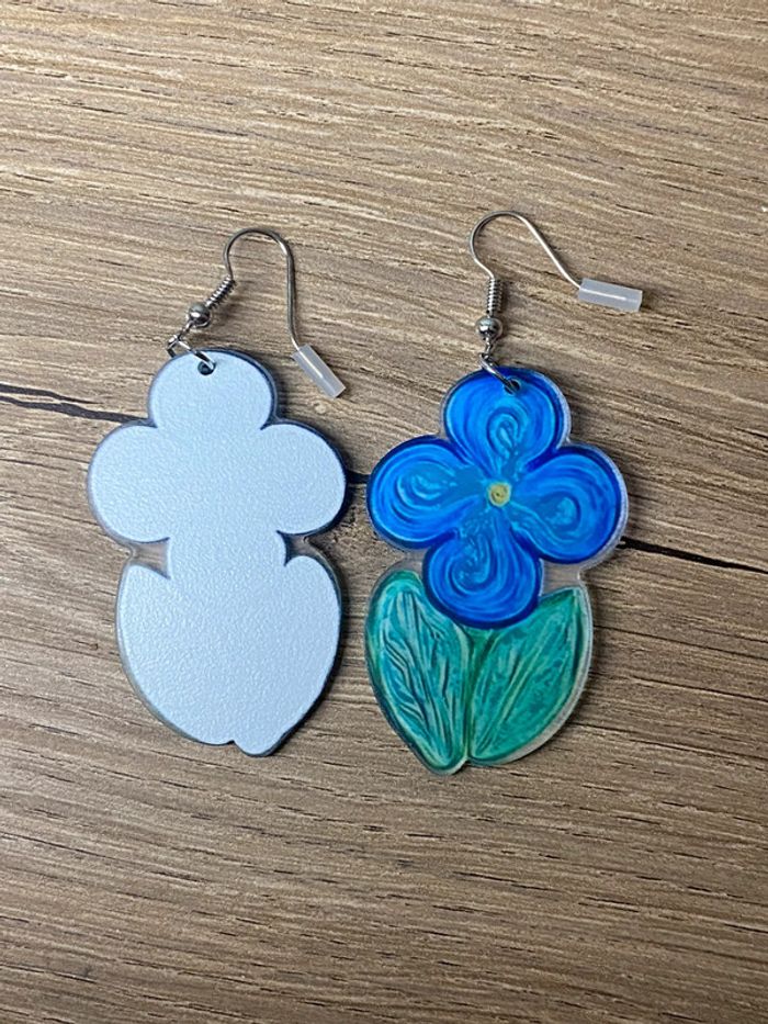 Boucles d oreilles acrylique fleurs rétro - photo numéro 5
