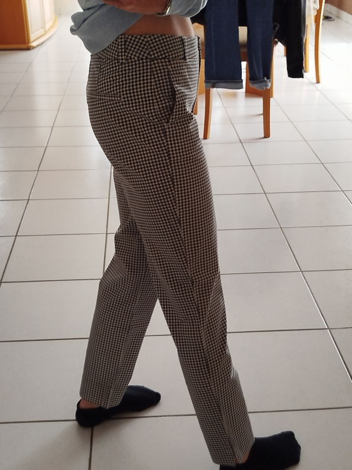 Pantalon à carreaux noir et blanc 
Camaïeu 
Taille XS - photo numéro 10