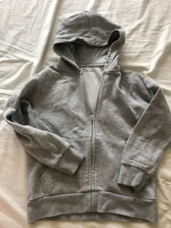 Gilet zip à capuche 10 ans garçon