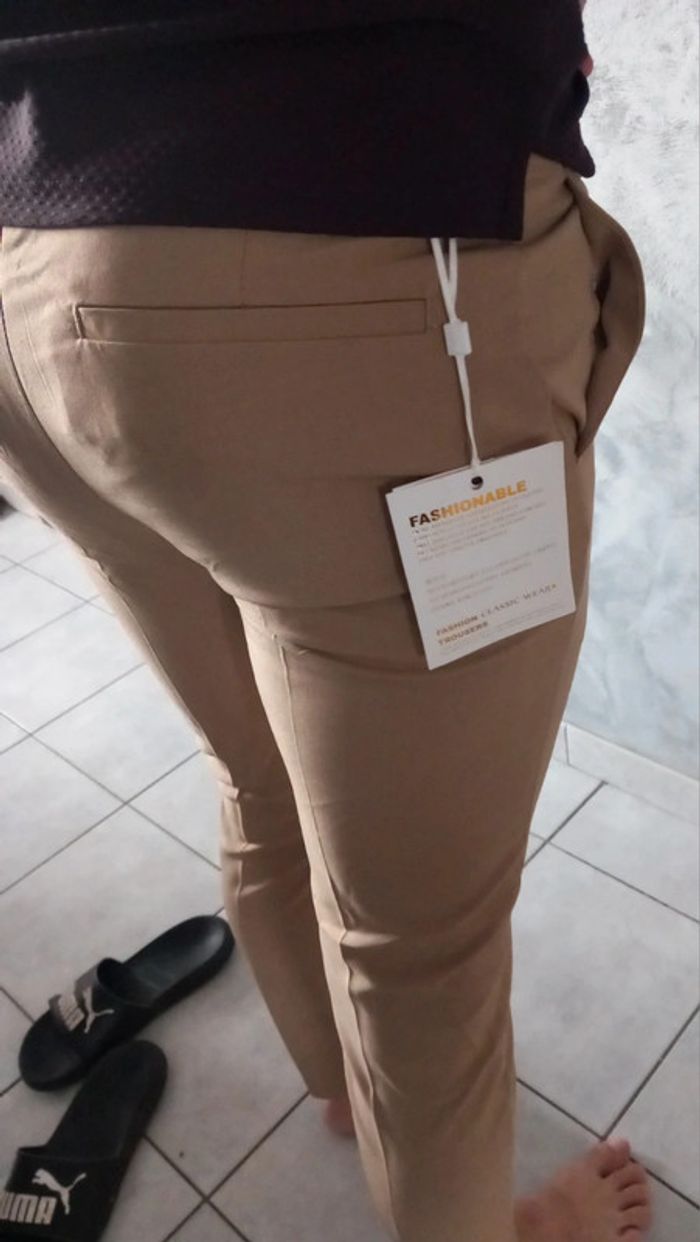 Pantalon neuf jamais porté - photo numéro 4