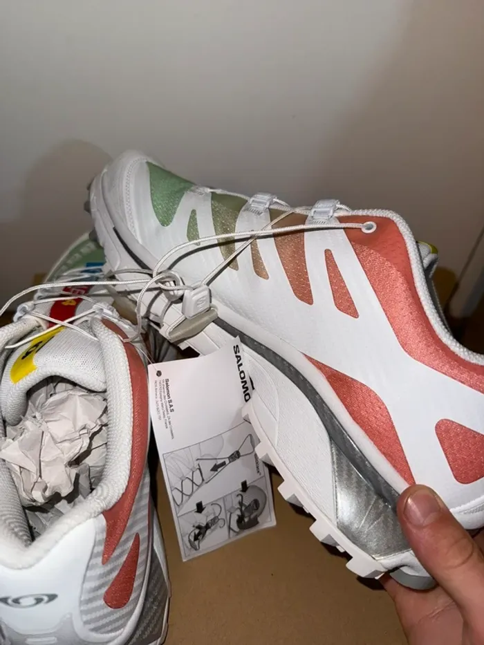 Salomon XT-4 OG Blanche / Verte / Corail - photo numéro 13