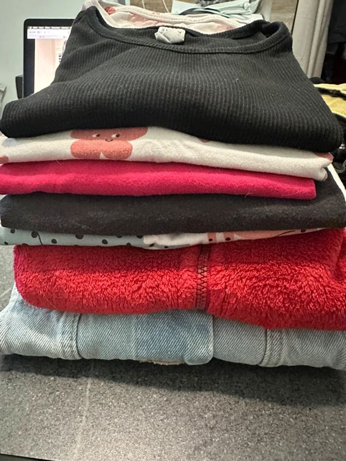 Lot de 7 vêtements fille 10ans