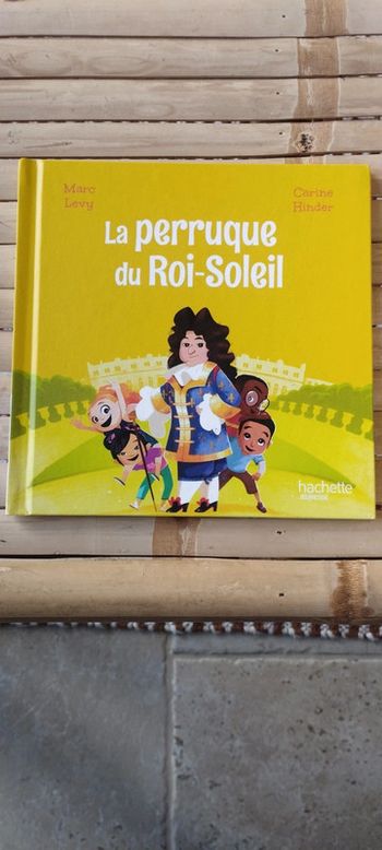 Livre La perruque du Roi Soleil