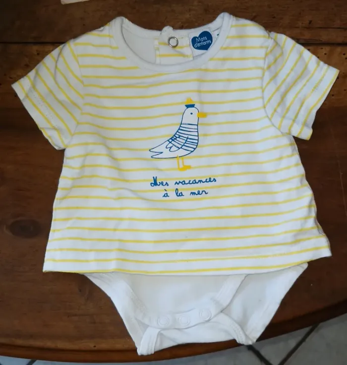 2 robes 👗 body bébé taille 1mois absorba - photo numéro 2