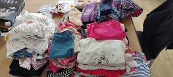 Lot vêtement fille 12 mois
