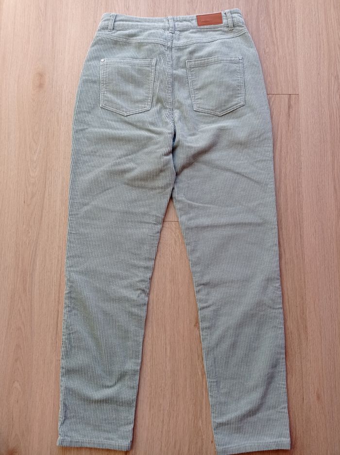 PANTALON BIZZBEE Velours Vert. - photo numéro 2