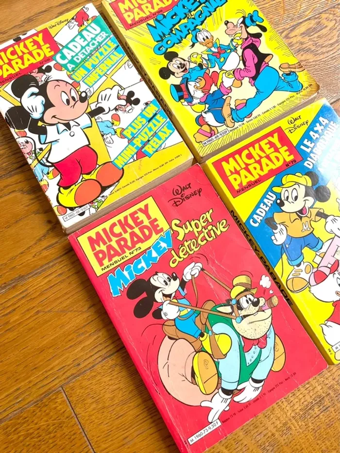 Lot de 4 Magazines Mickey Parade – Éditions Vintage Rares