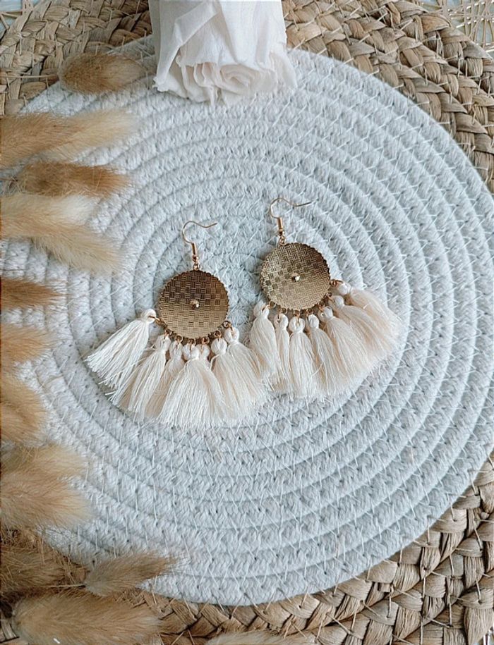 🌷Magnifiques boucles d'oreilles neuves crème or 🌷 - photo numéro 5