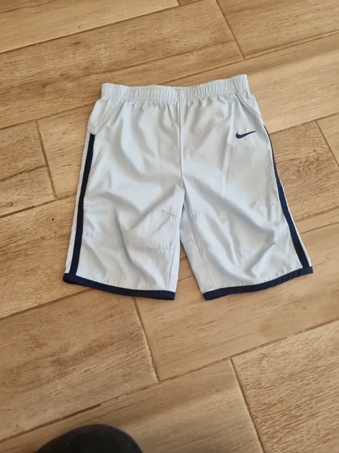 Short nike garçon