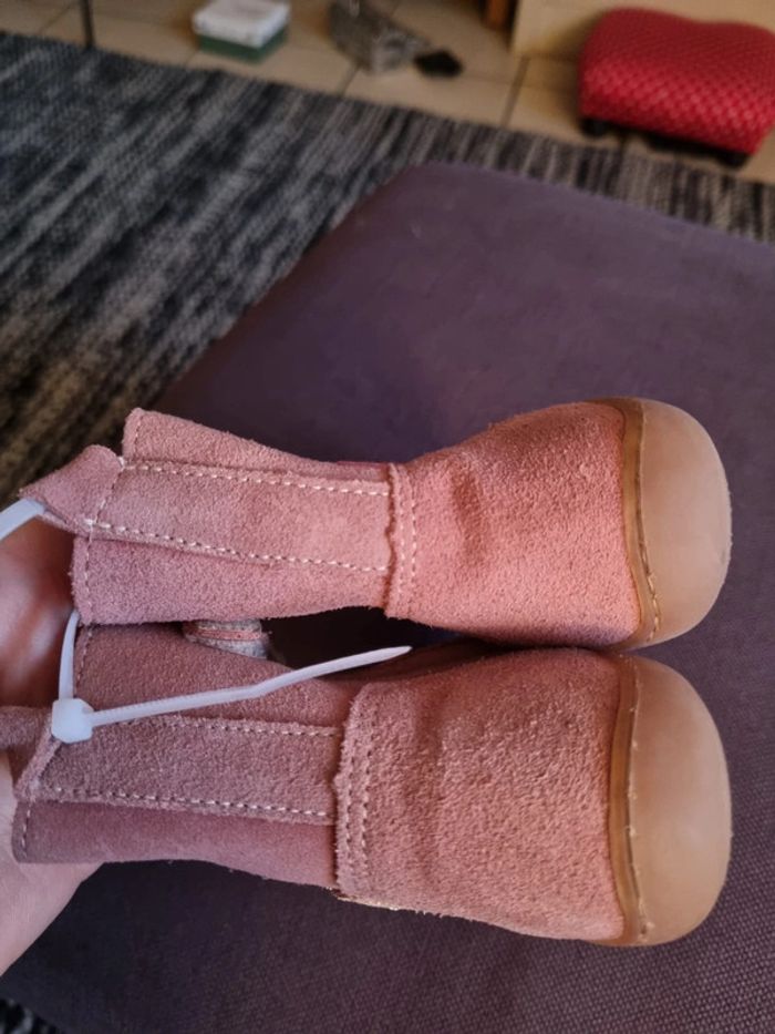 Bottines neuves cuir taille 24 - photo numéro 5