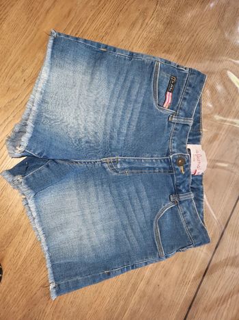 Short en jeans taille 12ans