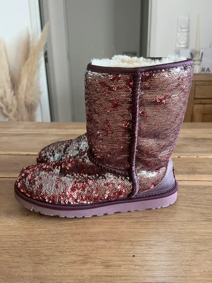 Bottines UGG à sequins violettes - photo numéro 4