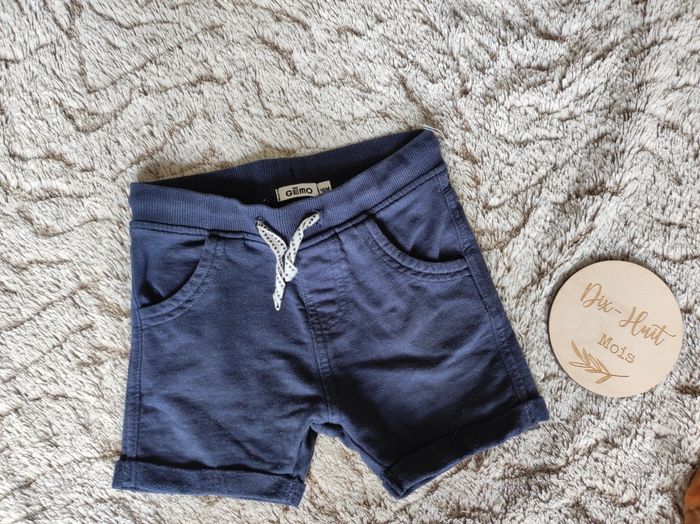 2 shorts 18 mois Gémo - photo numéro 3