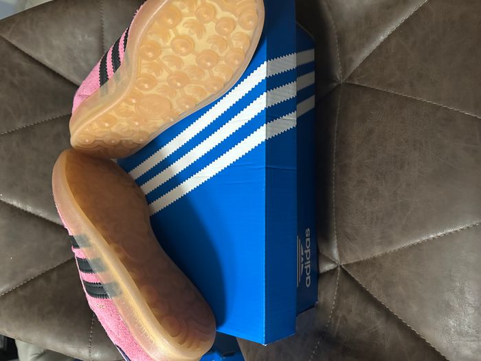 Basket neuve adidas taille 37 - photo numéro 4