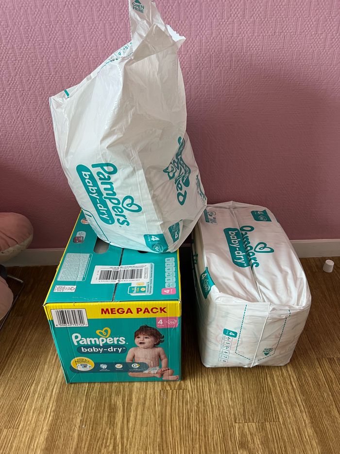 Pampers baby dry taille 4