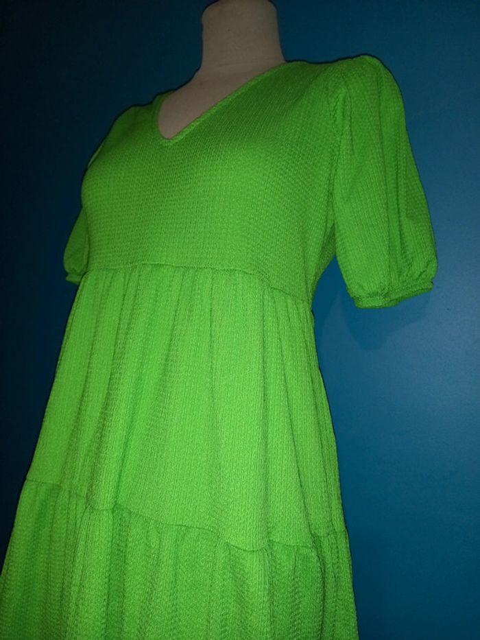 Jolie robe verte M - photo numéro 6