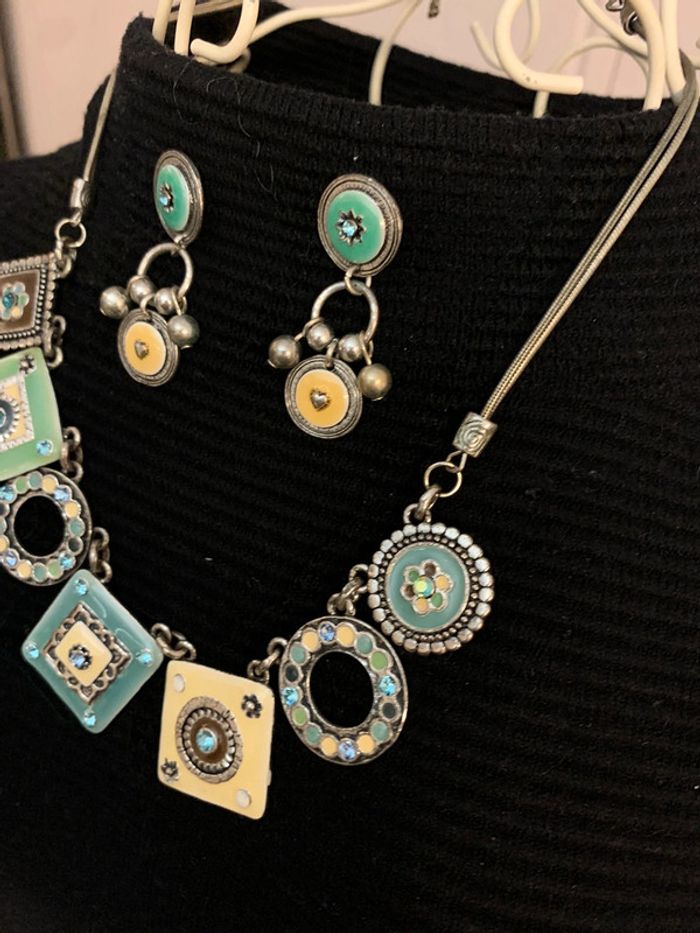 Ensemble collier et BO - photo numéro 4