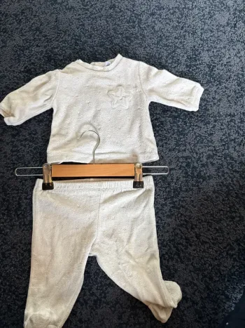 Pyjama indexé 1 mois gris argent bébé fille / garçon