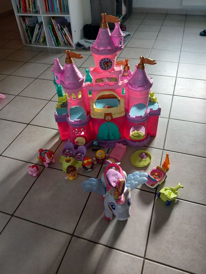 Chateau princesse tut tut - photo numéro 8