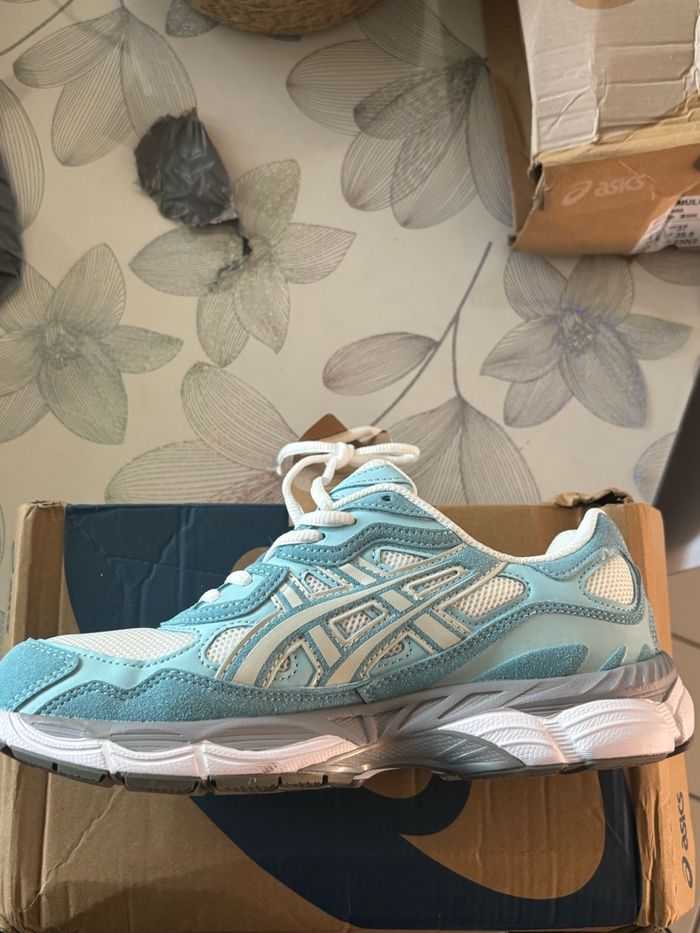 Asics bleu nyc - photo numéro 3
