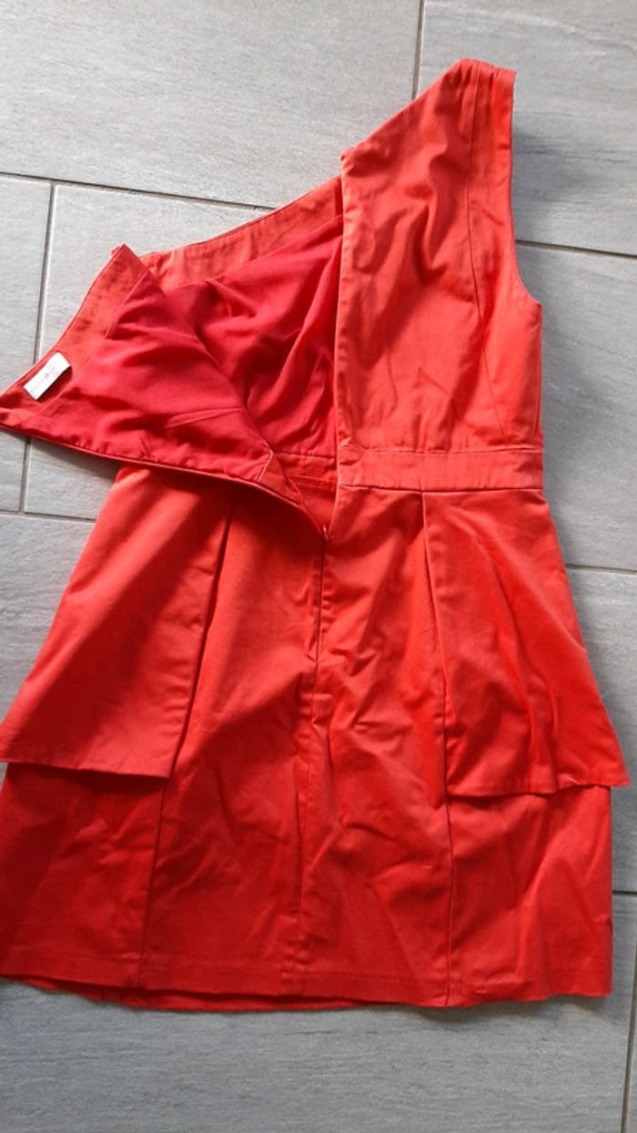 Robe asymetrique - photo numéro 3