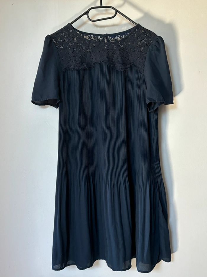 Robe plissée bleue marine Kiabi - taille 34 - photo numéro 2