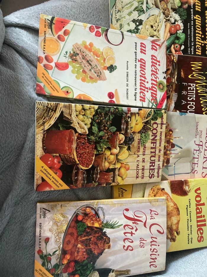 Lot de 11 livres de cuisine - photo numéro 3