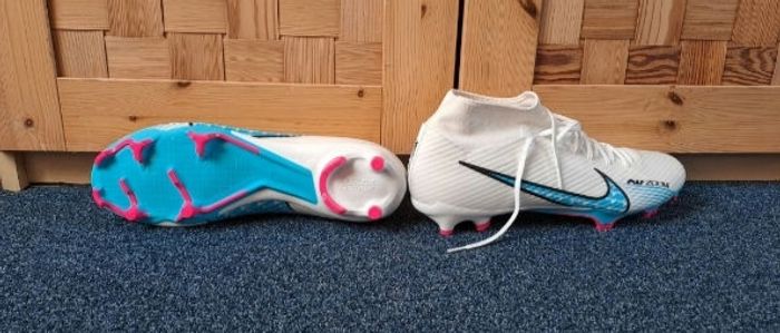 Crampons Nike Mercurial Superfly 9 Club MG - photo numéro 4