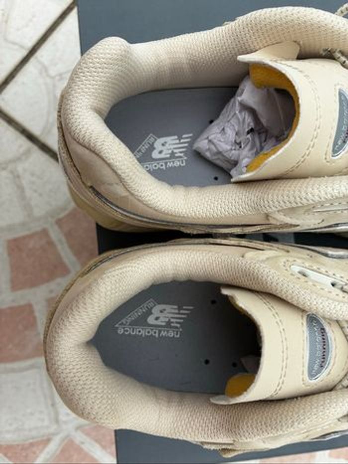 New Balance 2002R Protection Pack Sandstone - photo numéro 6