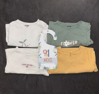 Lot de 4 t-shirt Kiabi / 1 mois / Très bon état