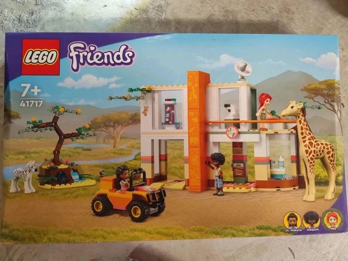 Lego Friends 41717 - le centre de sauvetage Mia