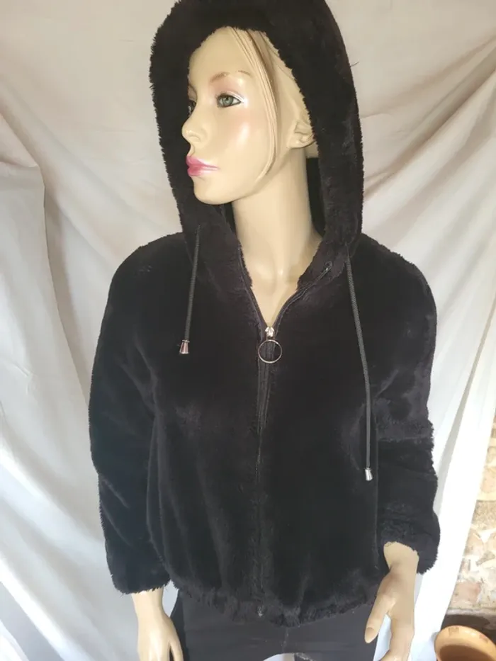 Manteau fourrure - photo numéro 2