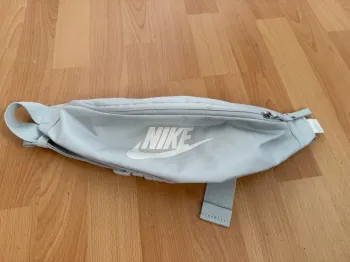 Banane Nike