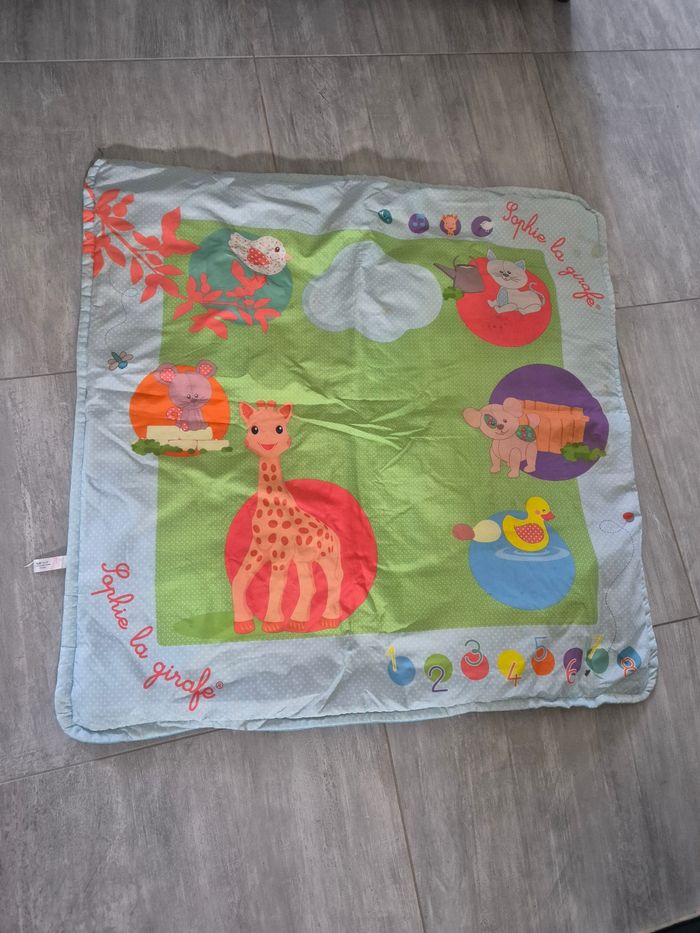 Tapis d éveil Sophie la girafe
