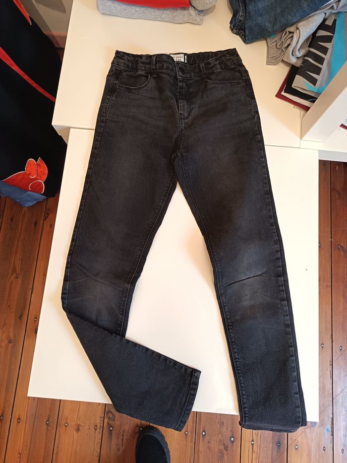 Lot de jeans et 1 jogging - photo numéro 9